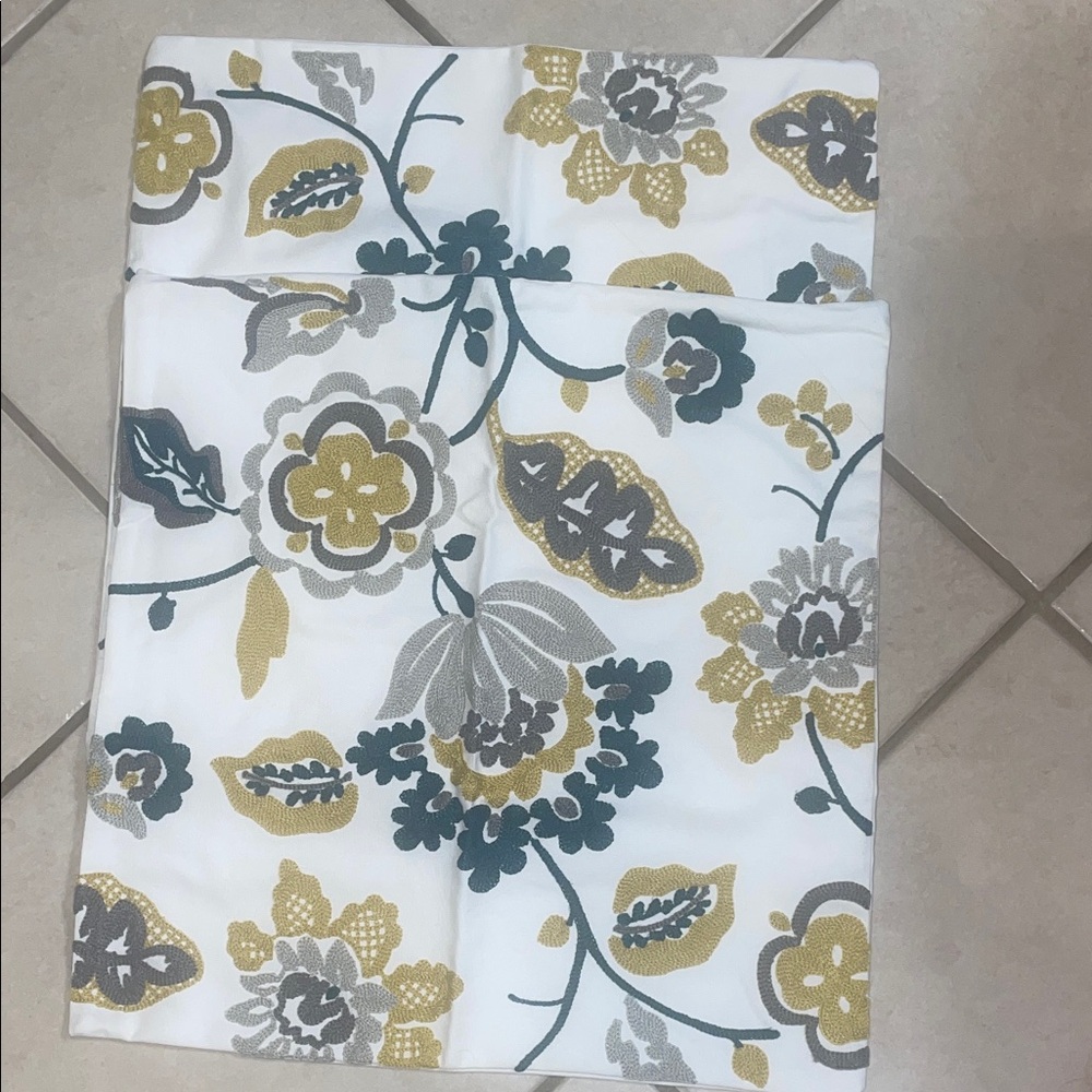 2 pcs brand new Floral Print Decorative Pillow Sham in White, Mustard & Teal